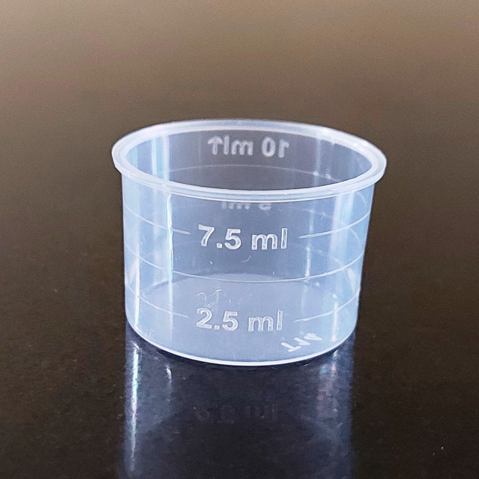 Transparent Plastic Measuring Cup 10ml
