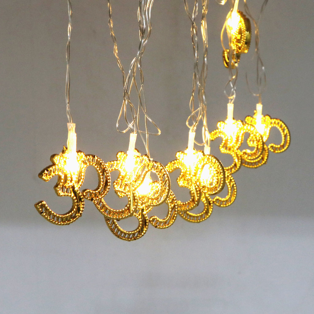 OM Shape 14 LED Golden String Lights