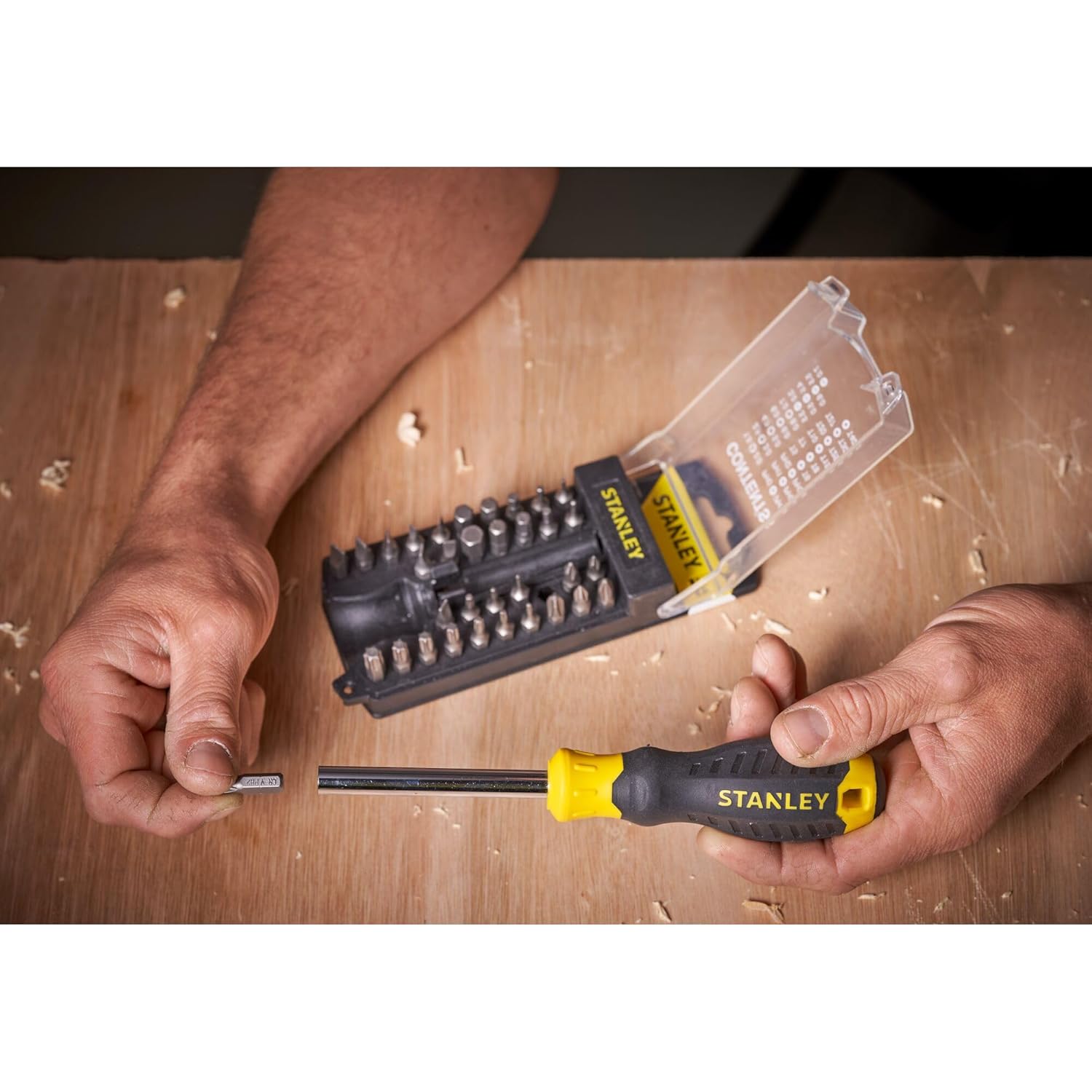 Stanley STHT0-70885 35 in 1 Screwdriver Set